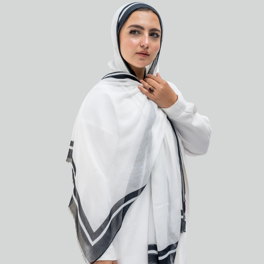 وشاح من الكتان بإطار مزدوج