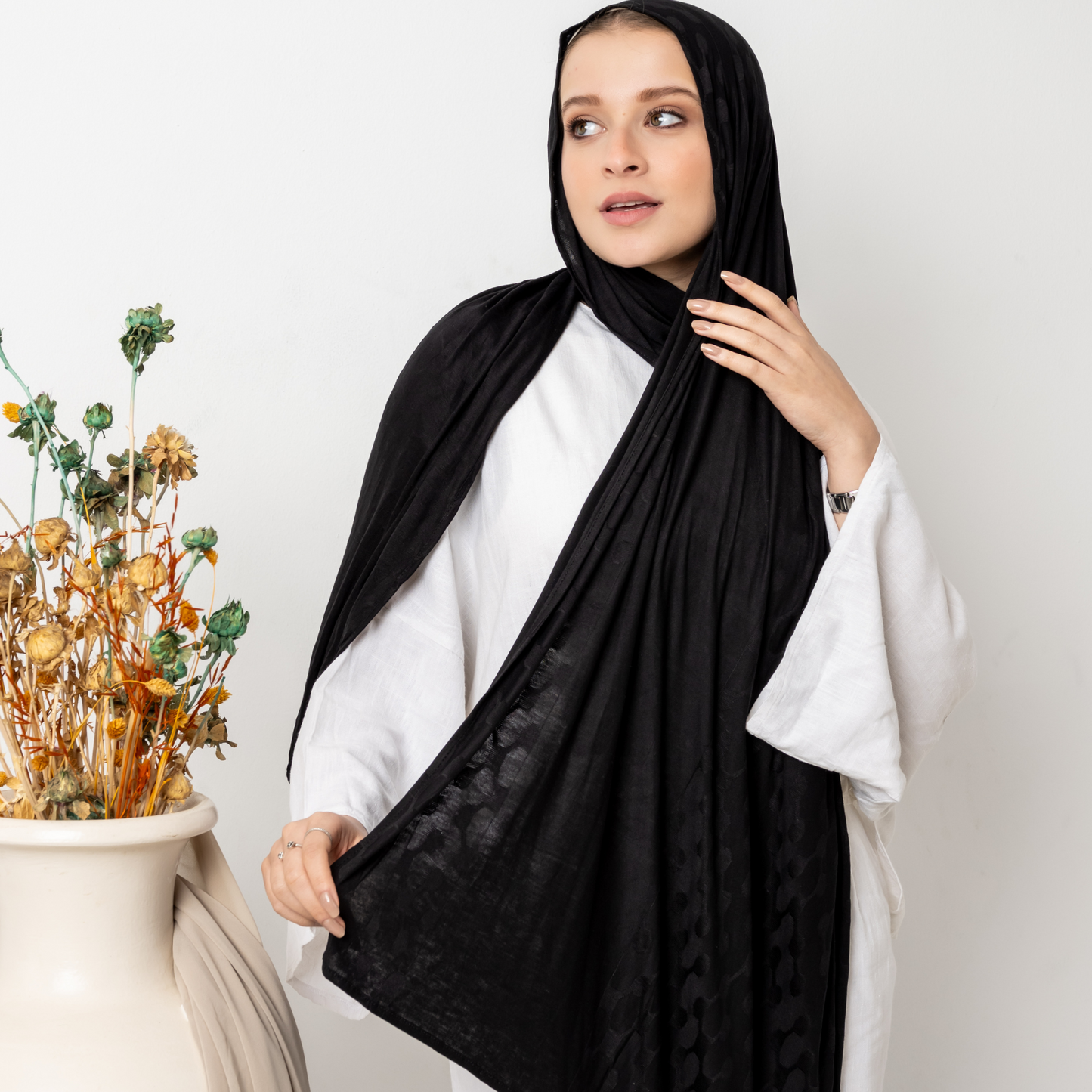 وشاح جاكار من القطن الذري