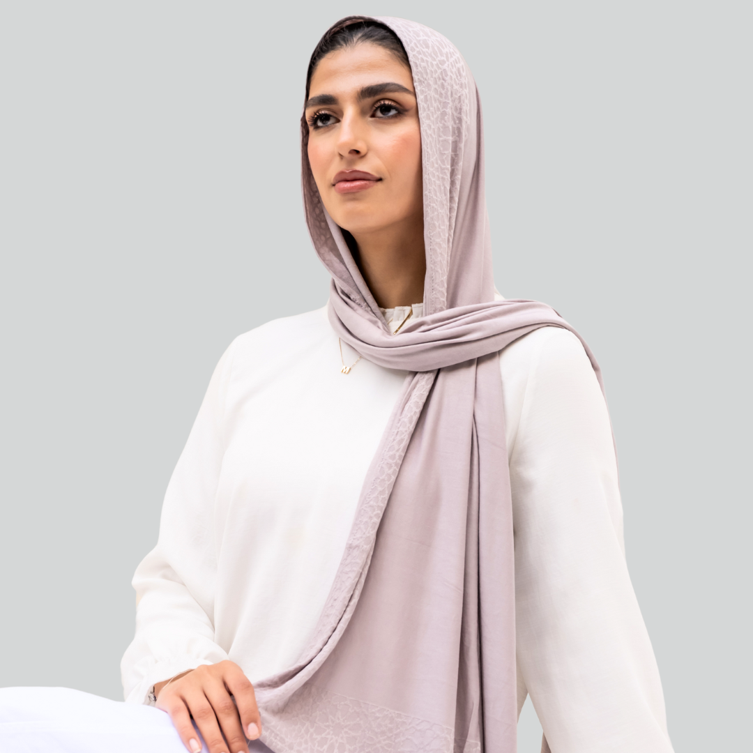 وشاح تراثي من القطن المرن