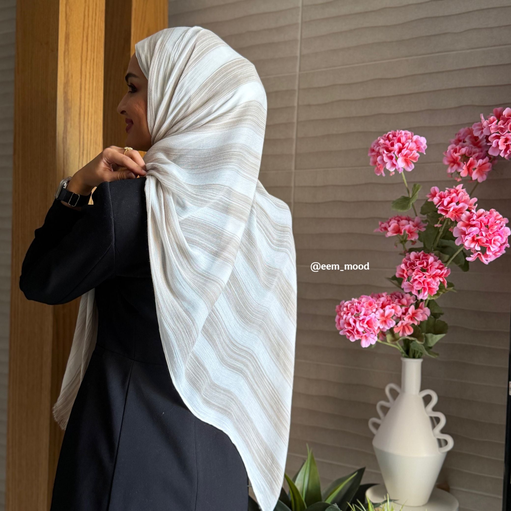 Flowline Thailandy Scarf