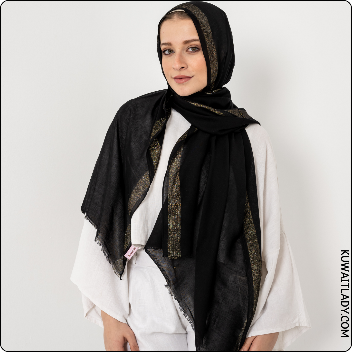 وشاح من الكتان اللامع