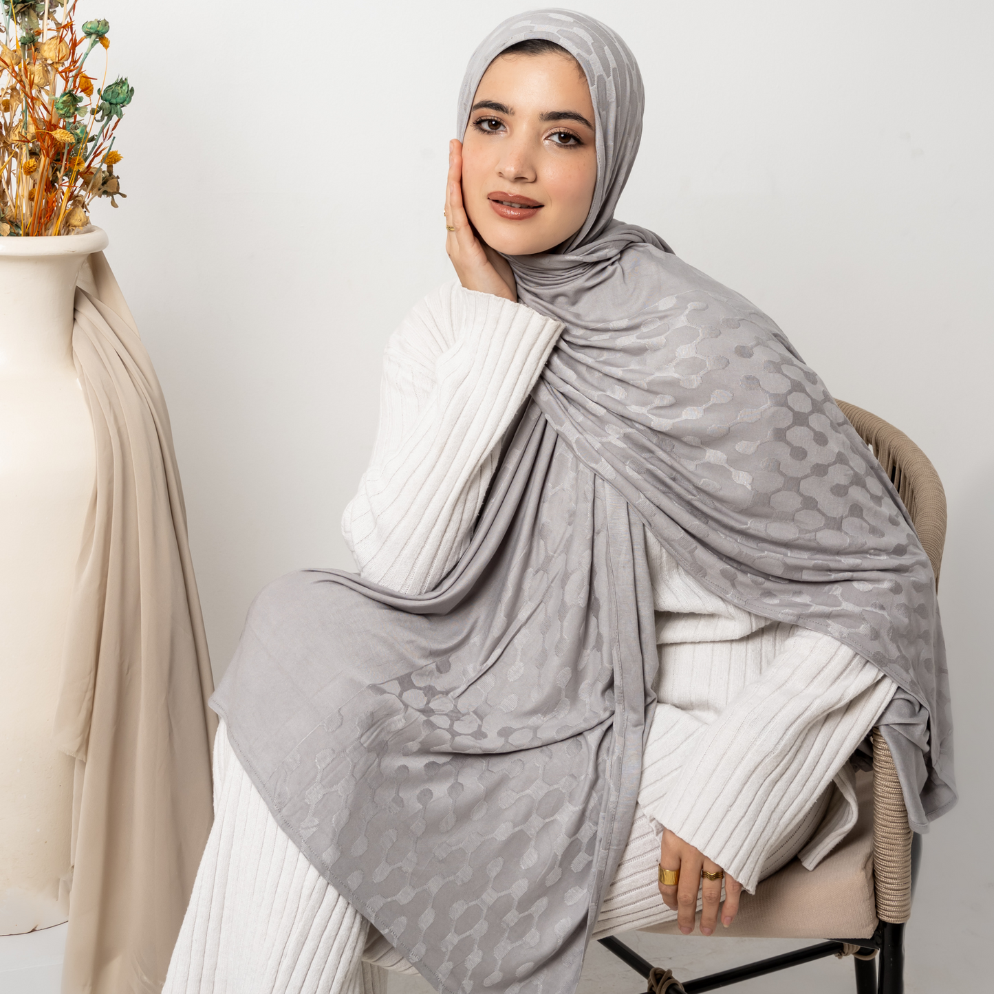 وشاح جاكار من القطن الذري