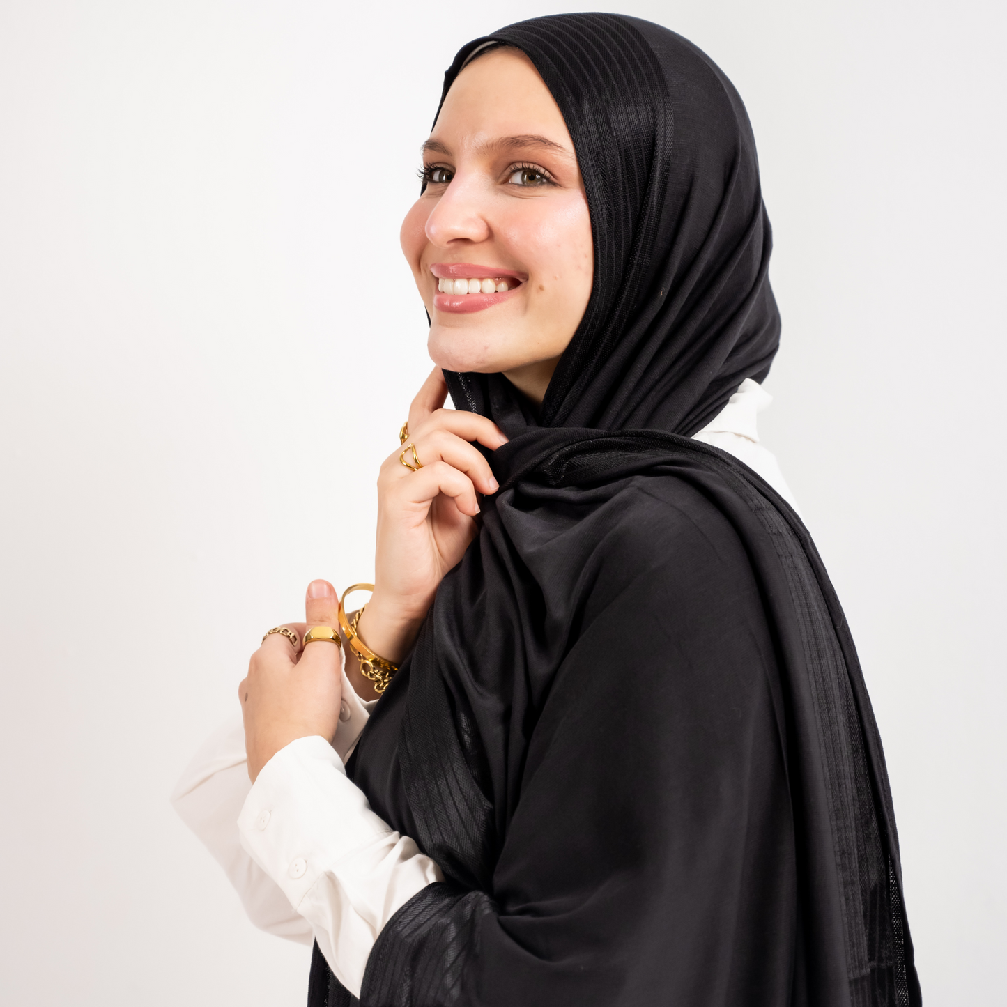 وشاح مخطط من القطن والساتان