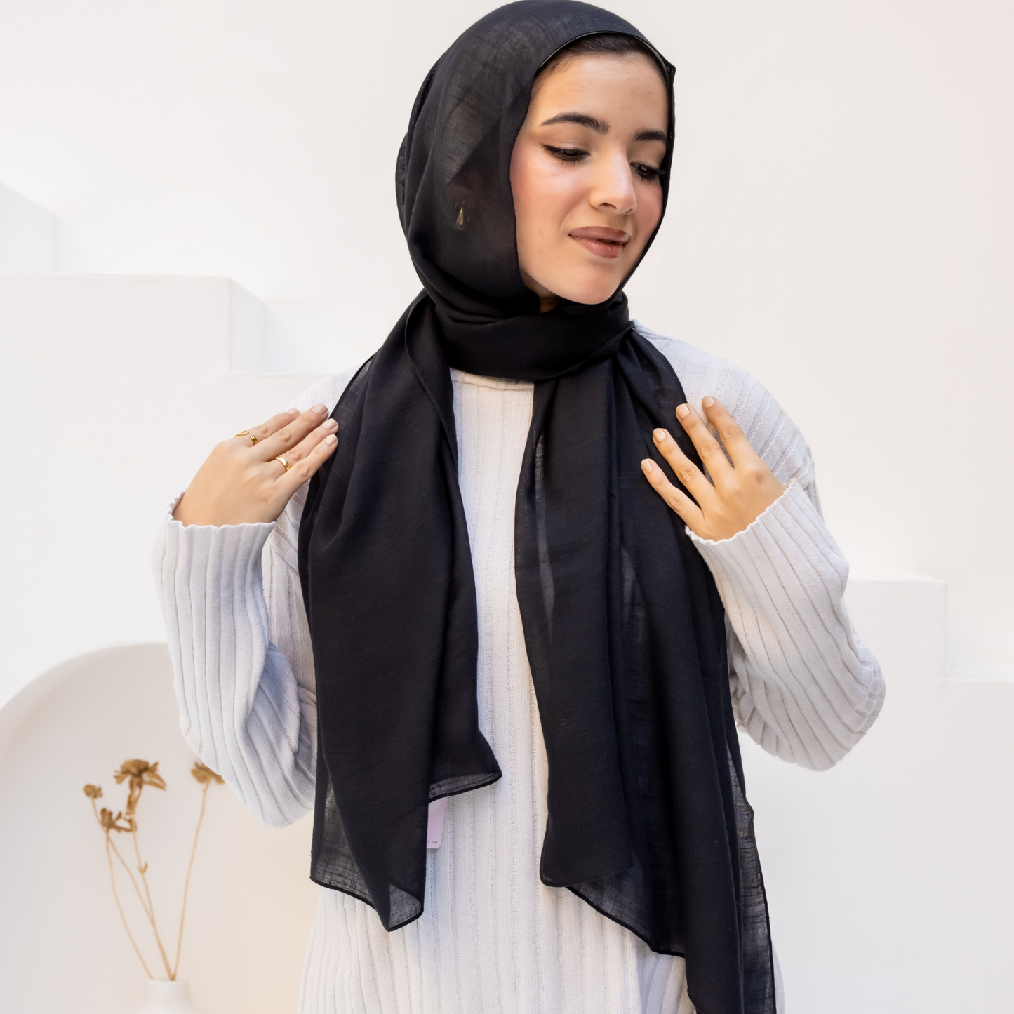 وشاح فيسكوز شبكي حديث