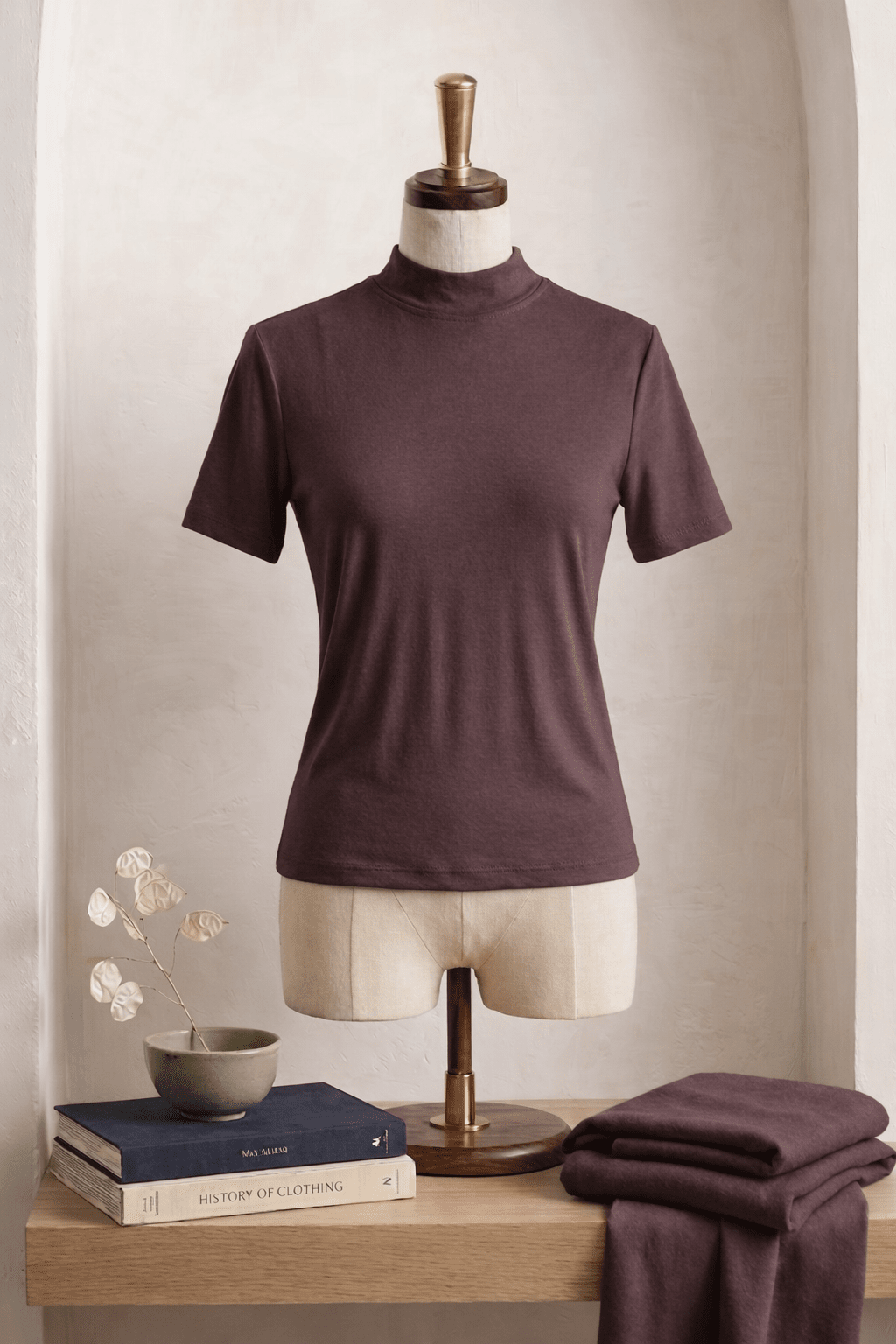 Elegant Cotton T-shirt (Nus-Kum)