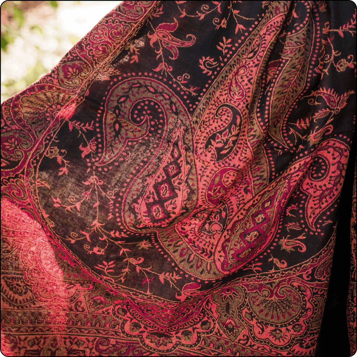 Ethnic Kashmiri Indian Shawl