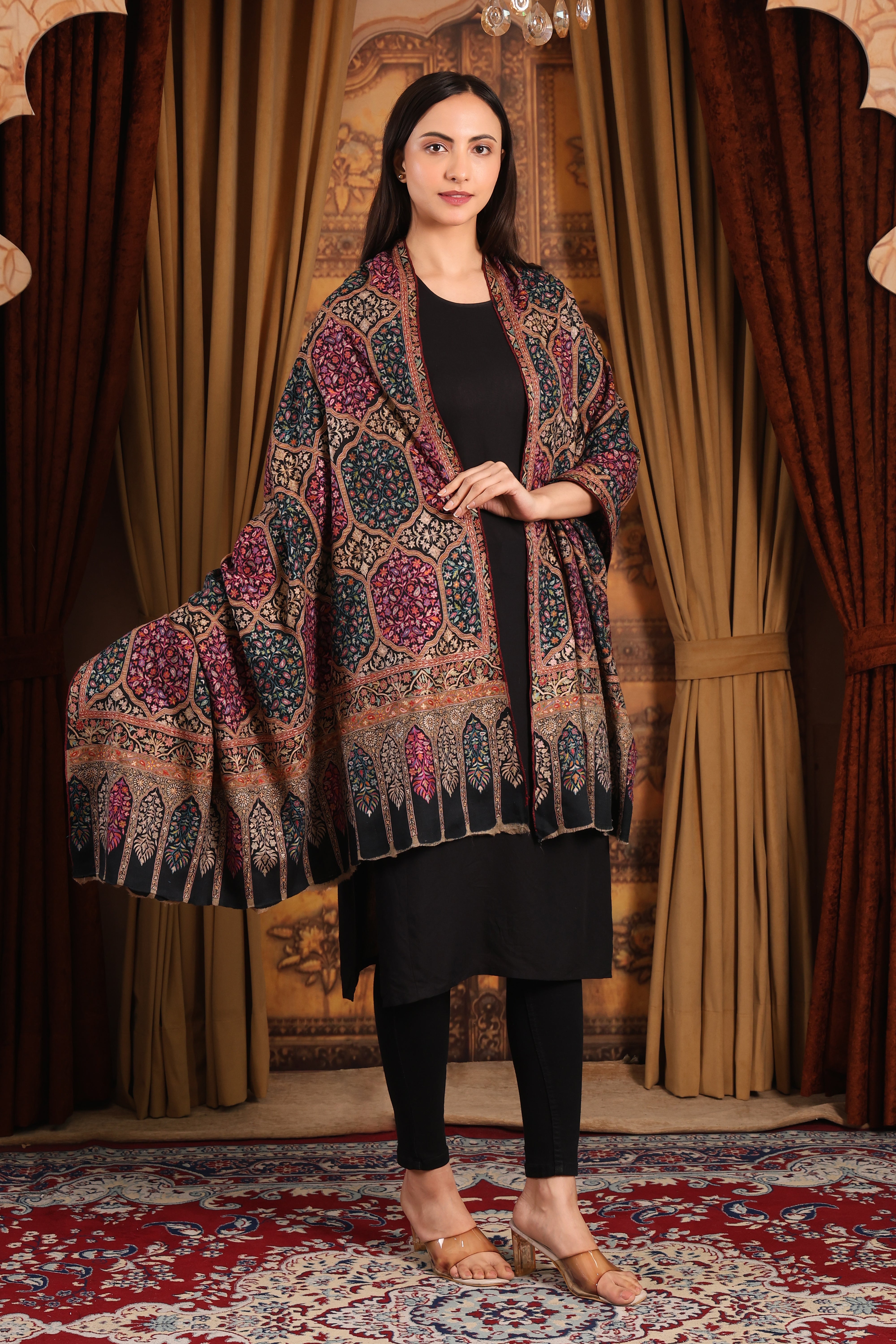 Hand Embroidered Kashmiri Pashmina Shawl