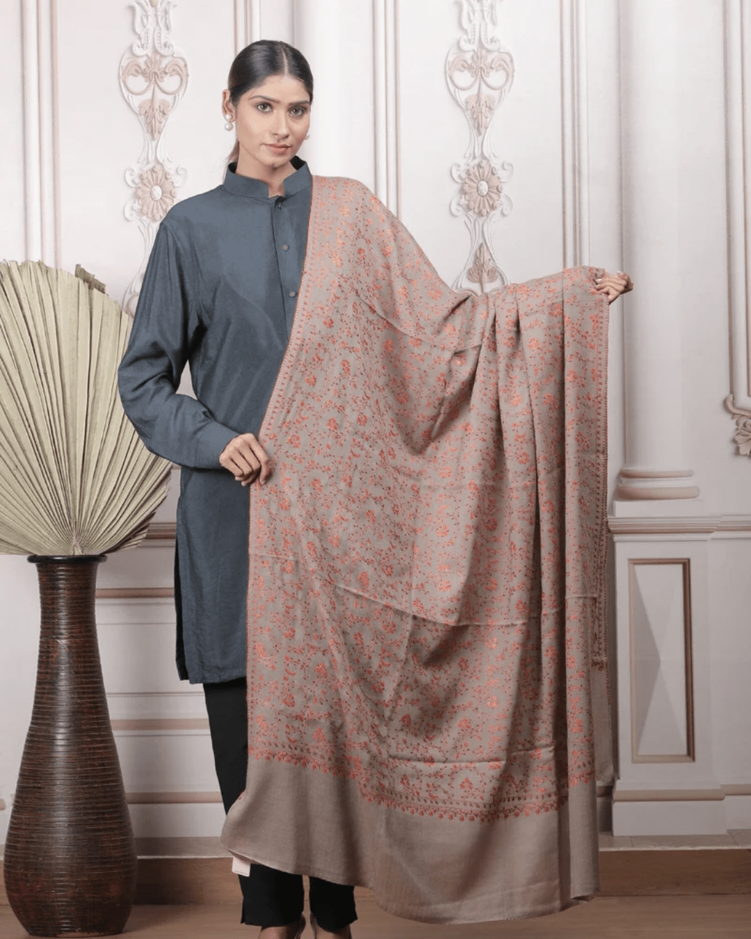 Jaalidar Shawl
