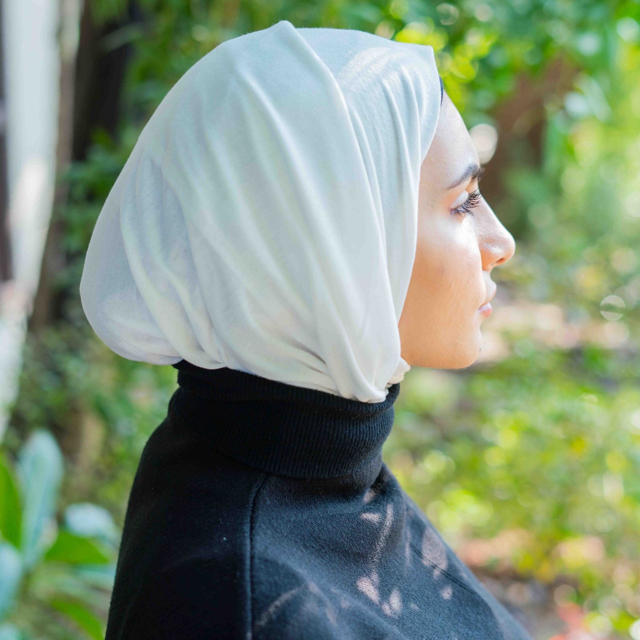 Kleenex Elegant Scarf