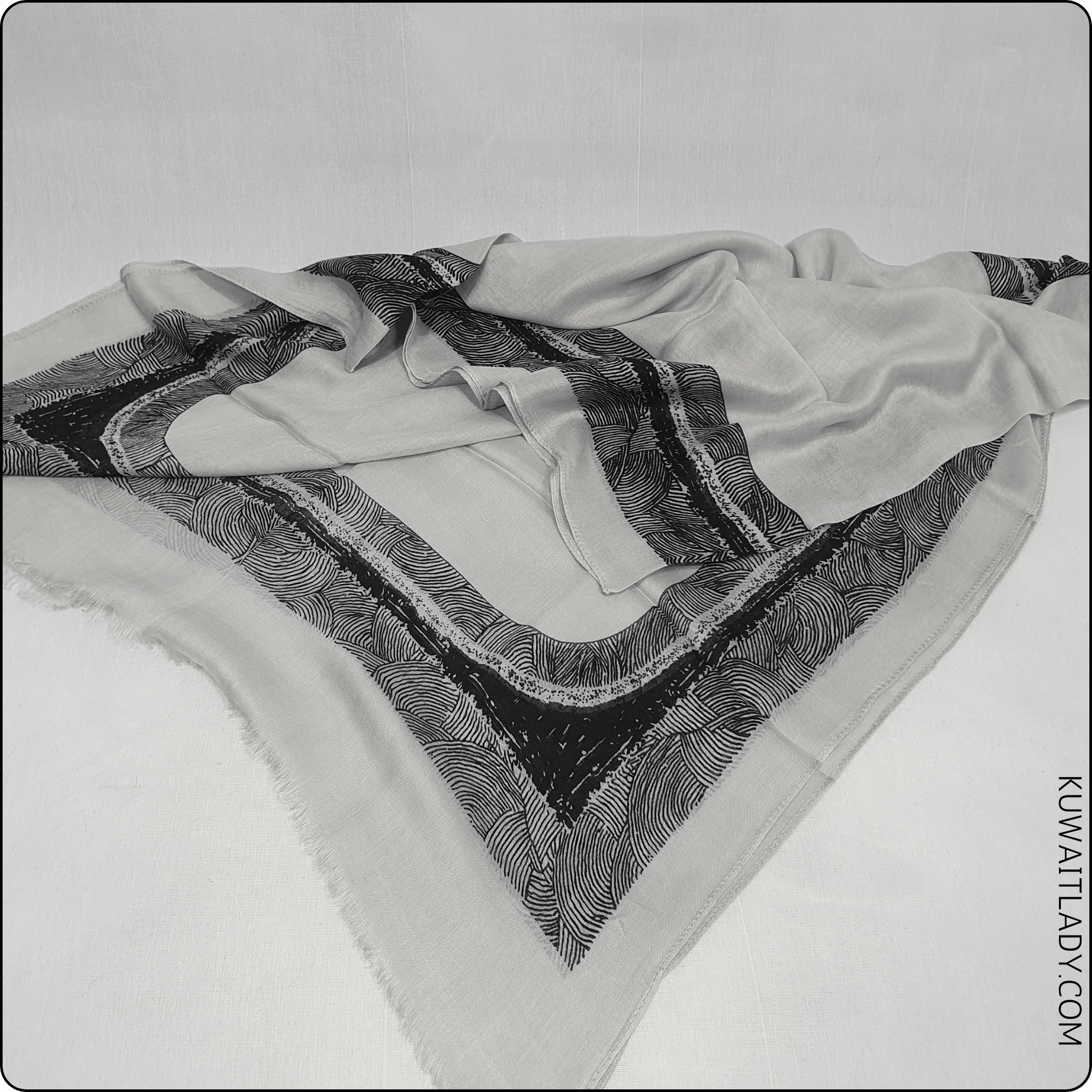 Linen Sajadah Print Scarf