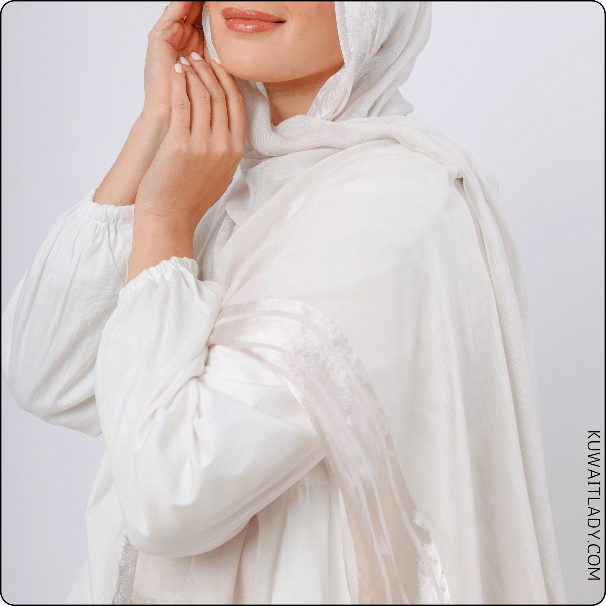 Linen Satin Edge Elegance