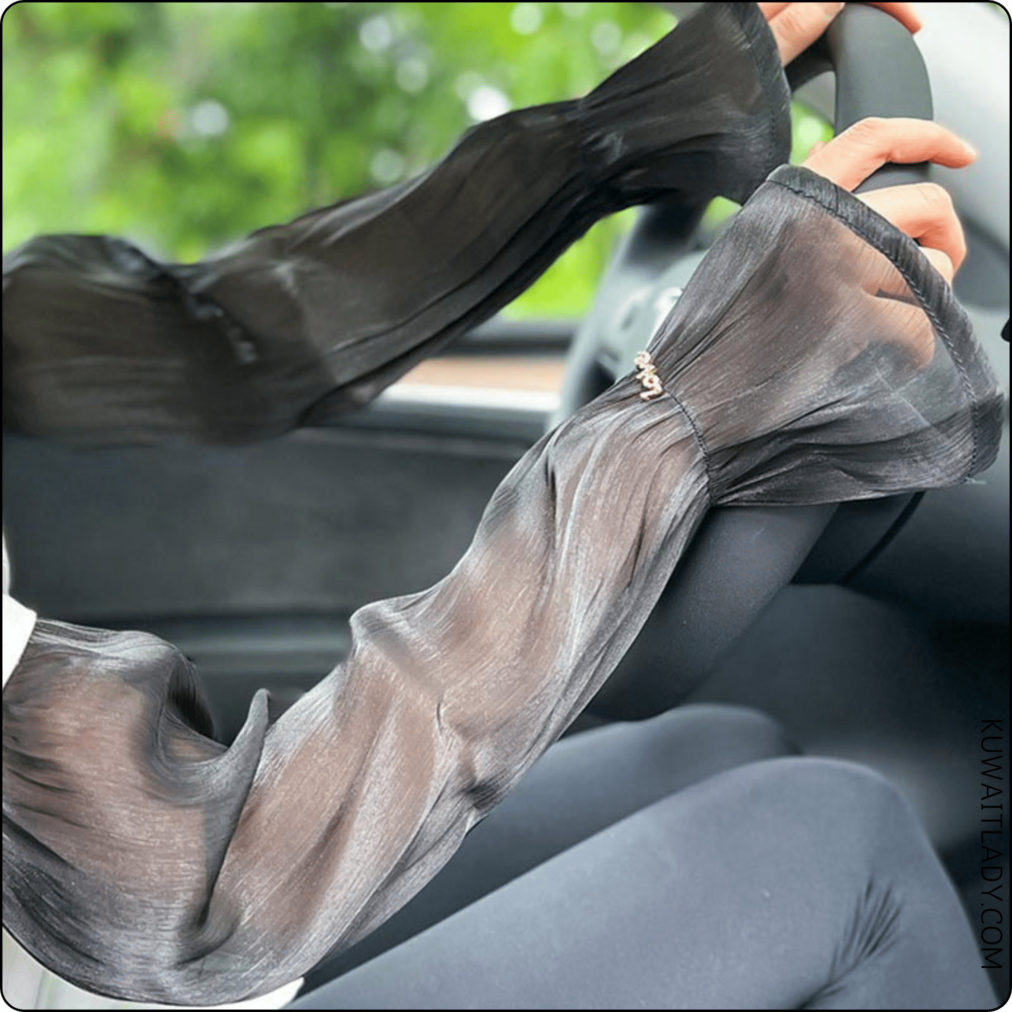 Love Spell Shimmer Sleeves