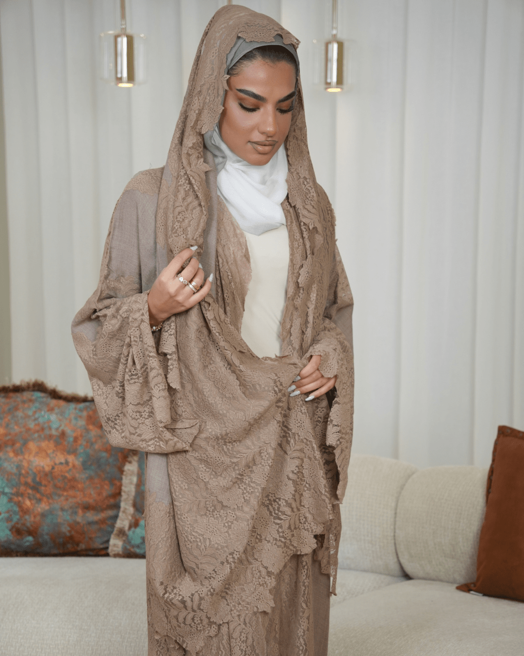 Premium Pashmina Wool-Lace Beige Bisht