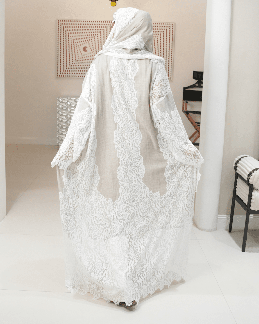 Premium Pashmina Wool-Lace Light Beige Bisht