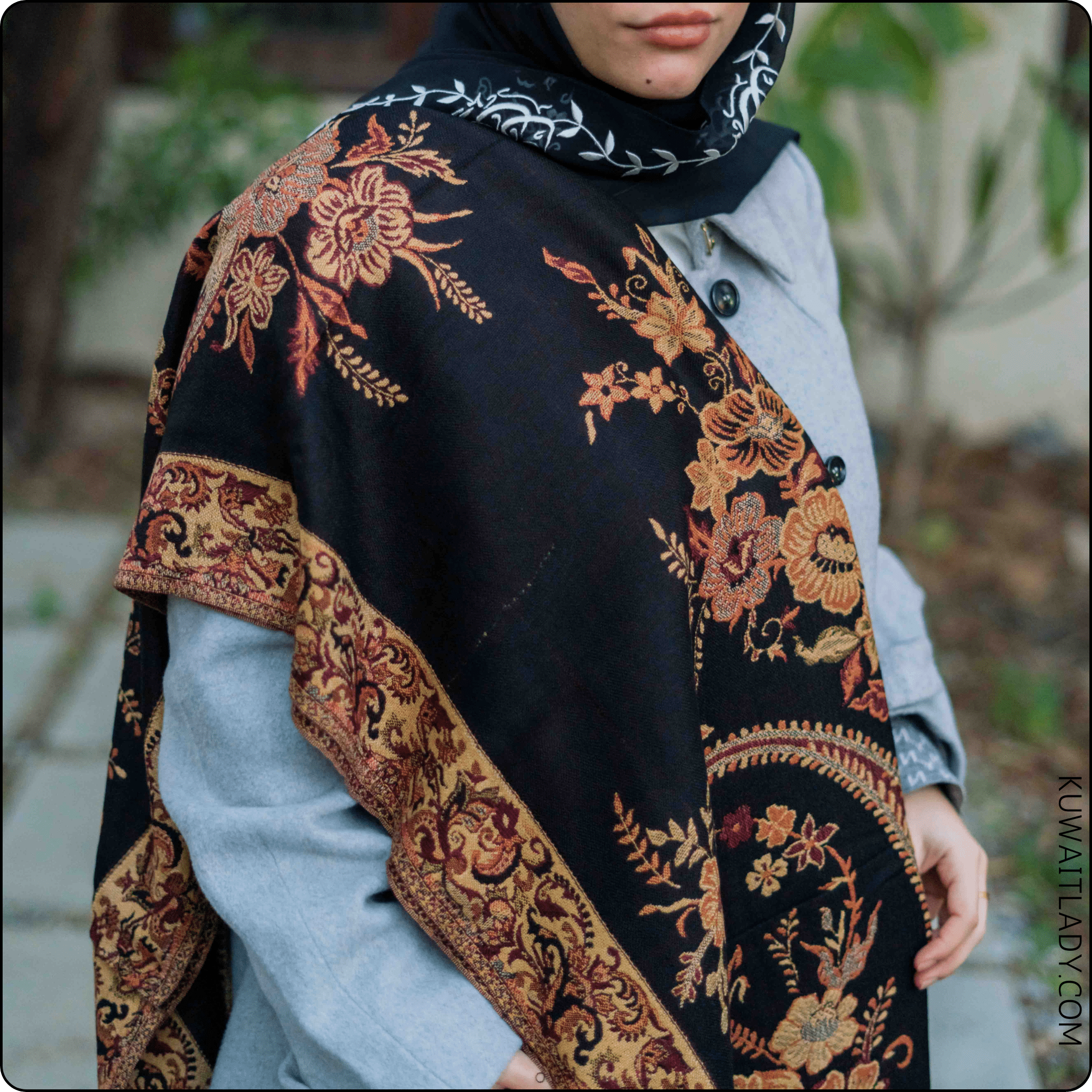 Regal Kashmiri Shawl