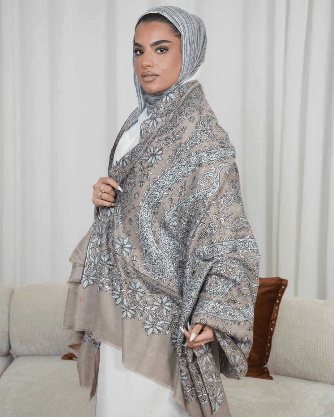 Taj-e-Kashmir Premium Pashmina Shawl