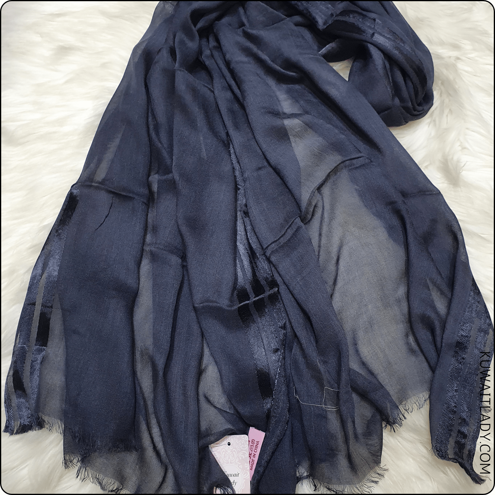 Three Satin Lines Linen Scarf