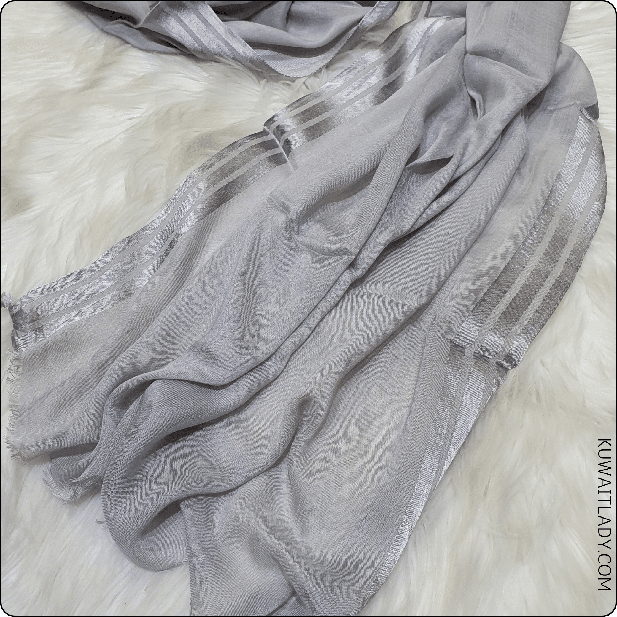 Three Satin Lines Linen Scarf