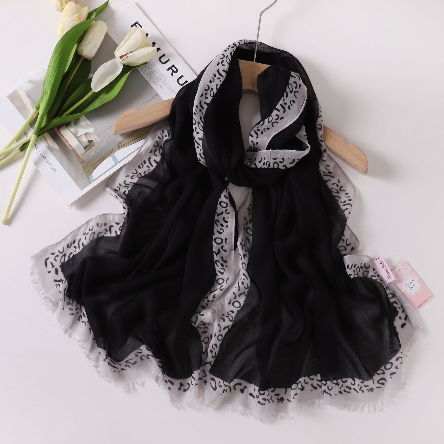 Tiger Border Linen Scarf