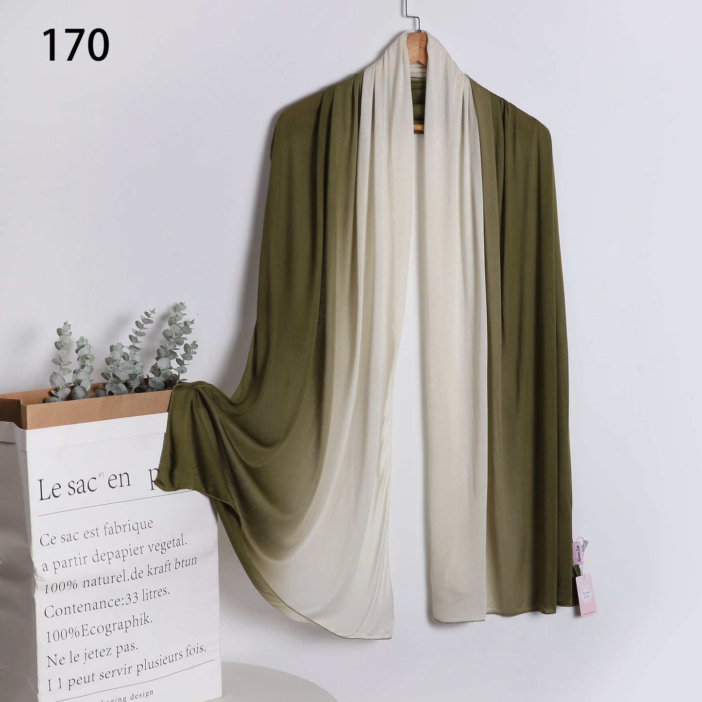 وشاح كلينكس مظلل