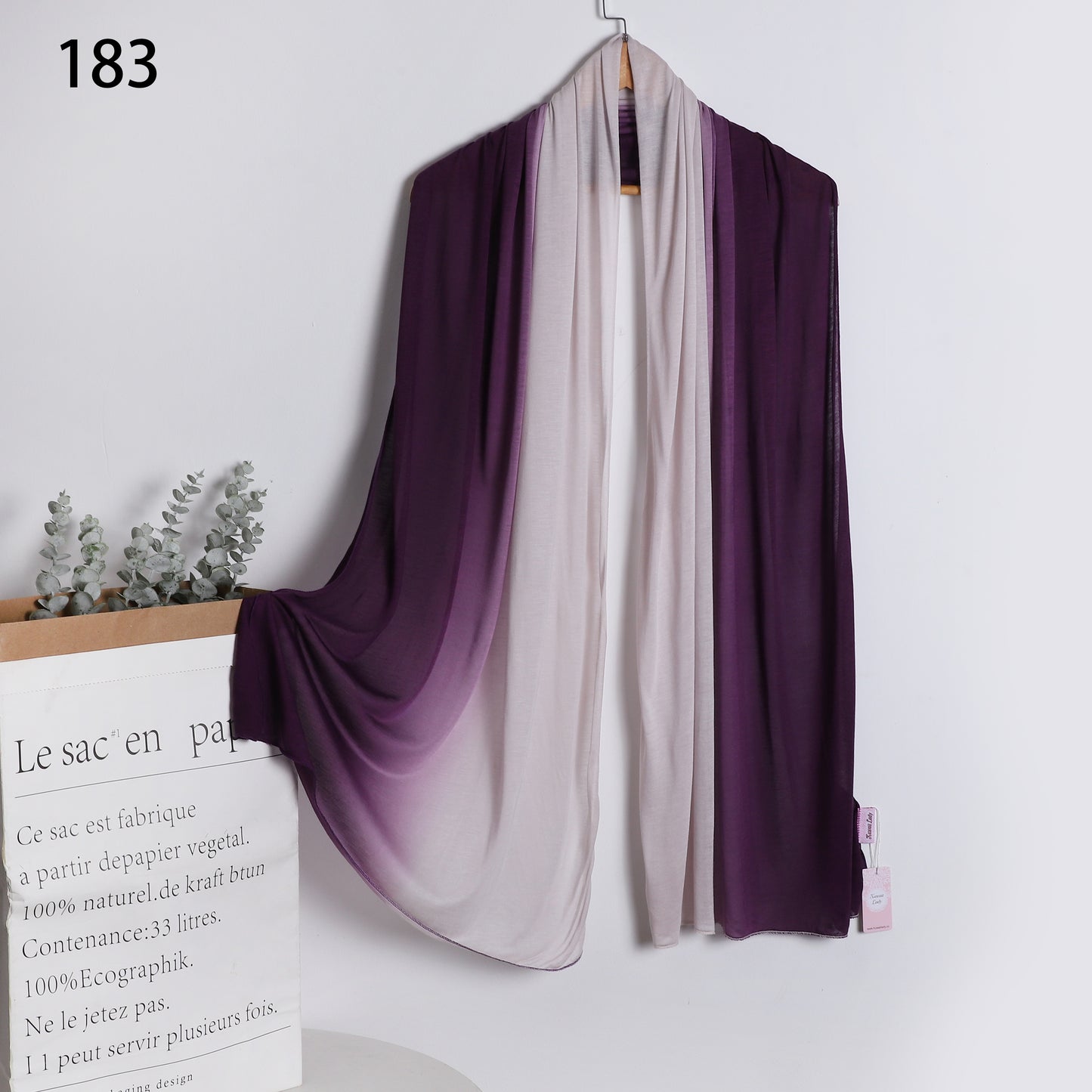 وشاح كلينكس مظلل