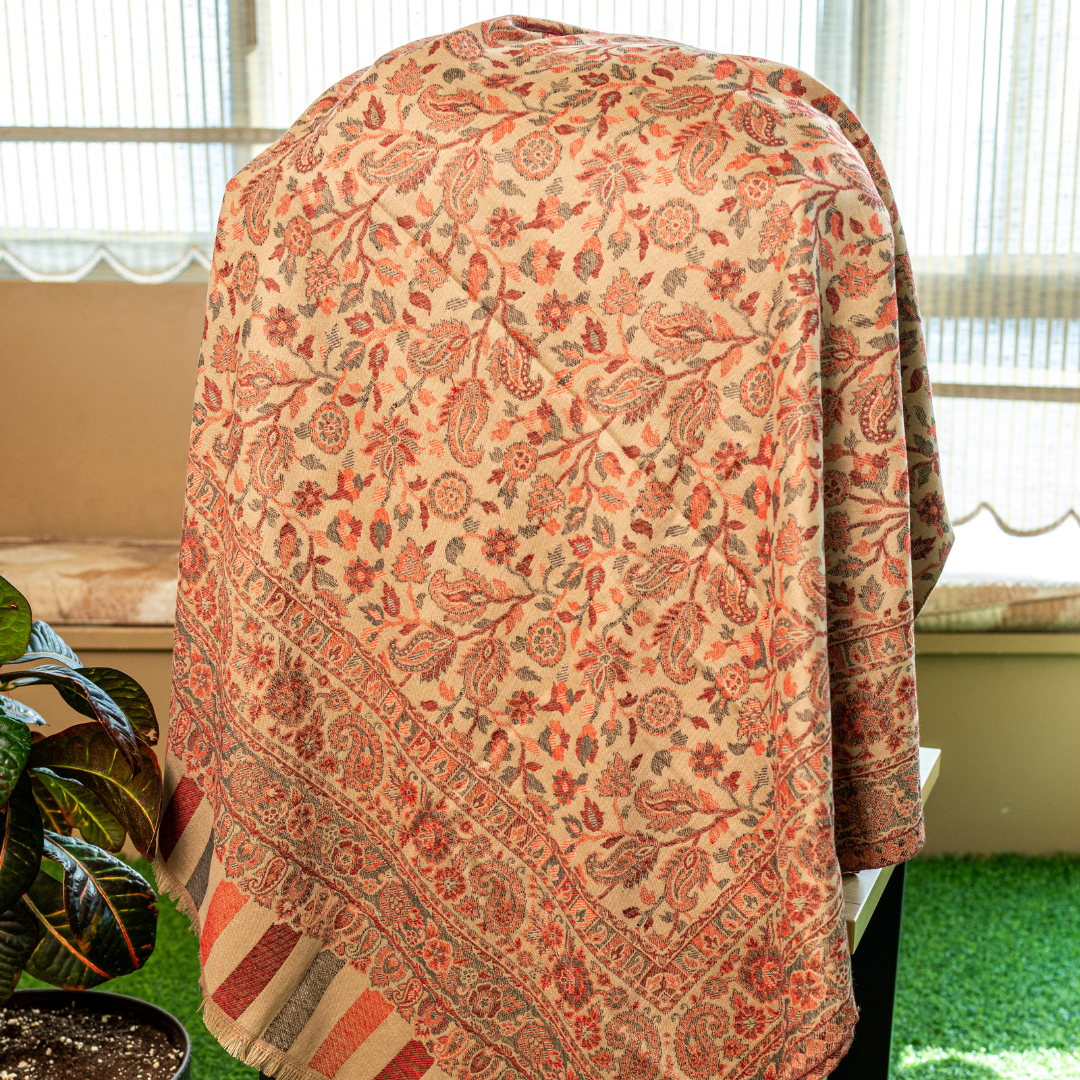 Traditional FloKashmiri Paisley Edge Shawlral Pattern Shawl