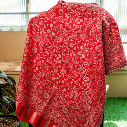 Traditional FloKashmiri Paisley Edge Shawlral Pattern Shawl