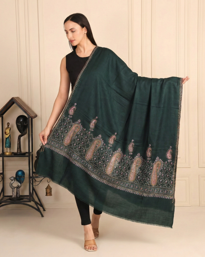 Handcrafted Paisley Border Shawl