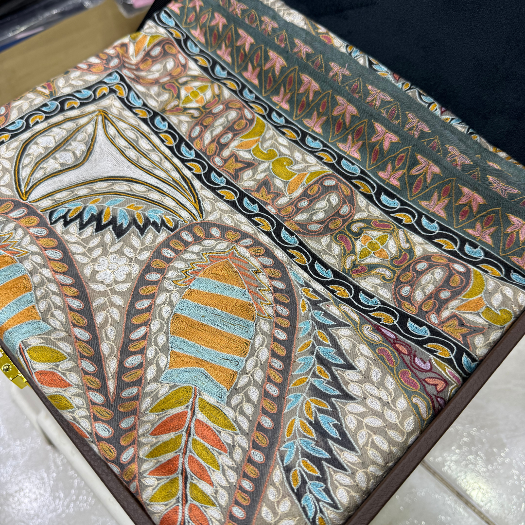 Rare Pashmina Full Handcrafted Luxurious Shawl - Only One Piece