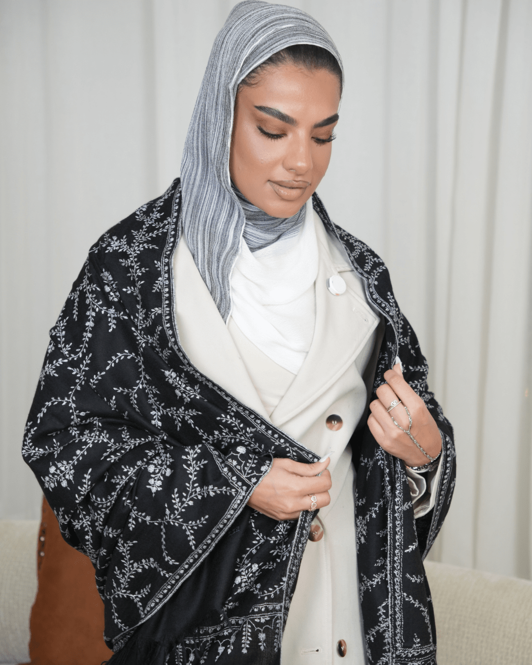 Diwan Threads Premium Pashmina Shawl