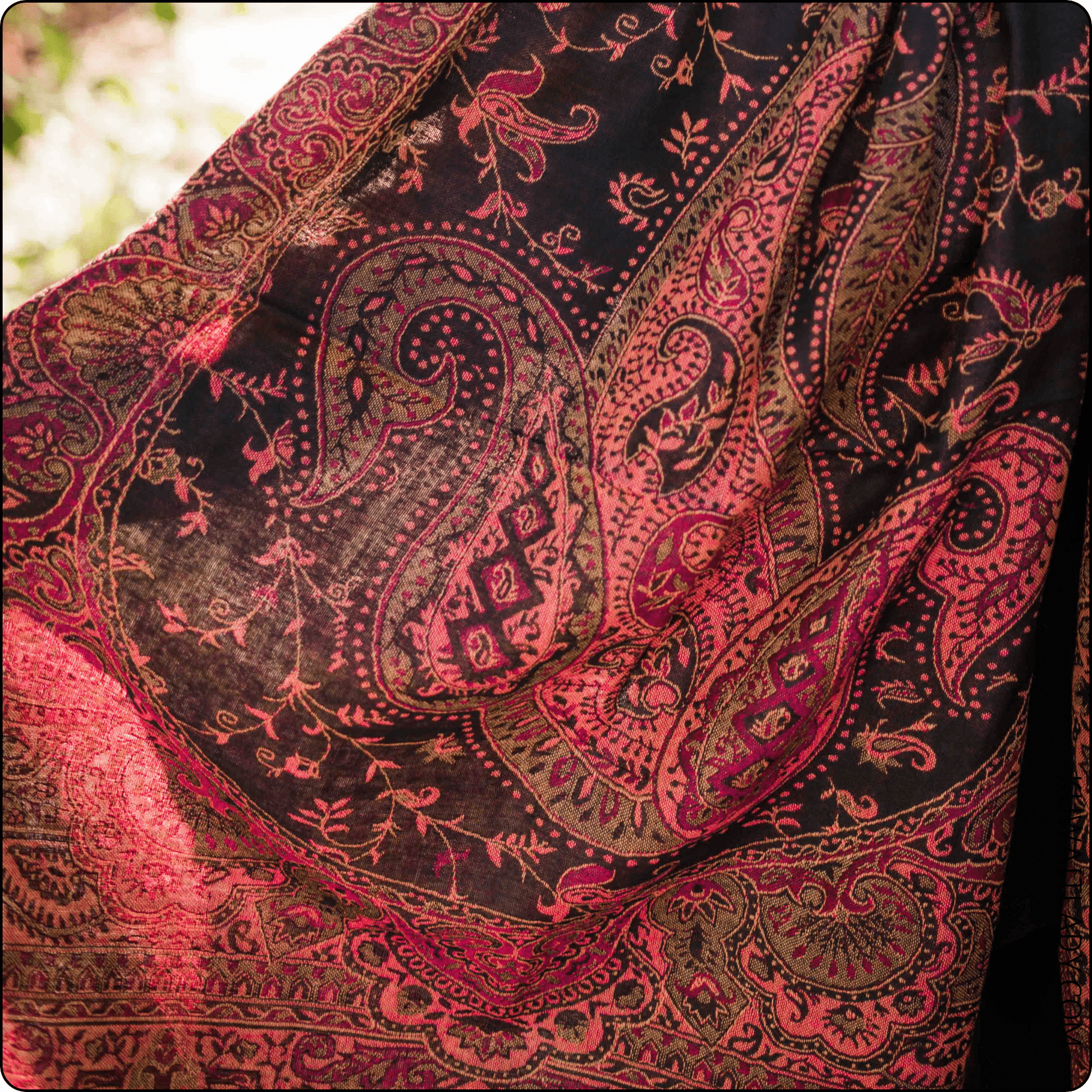 Ethnic Kashmiri Indian Shawl