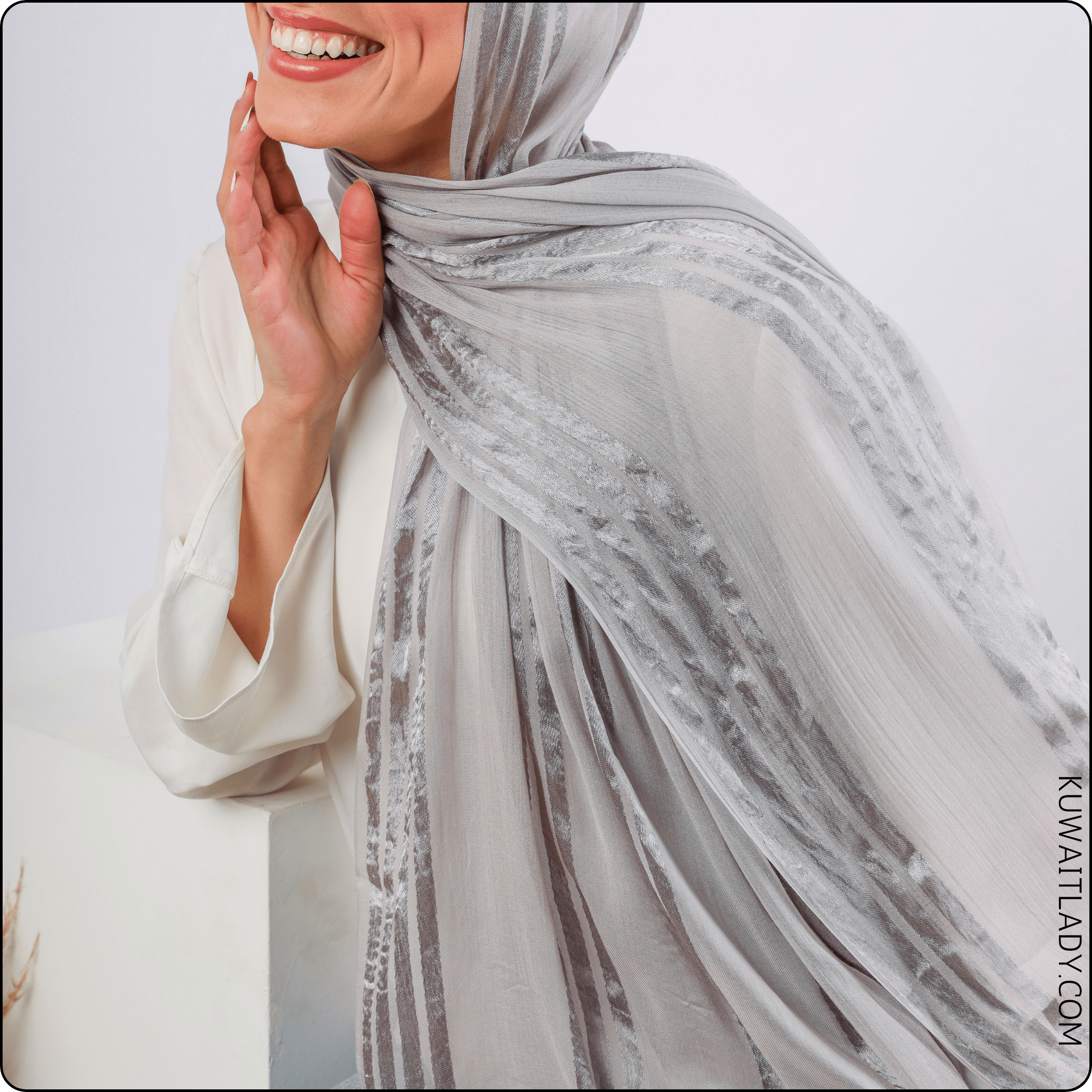 Fourfold Satin Strip Linen Scarf