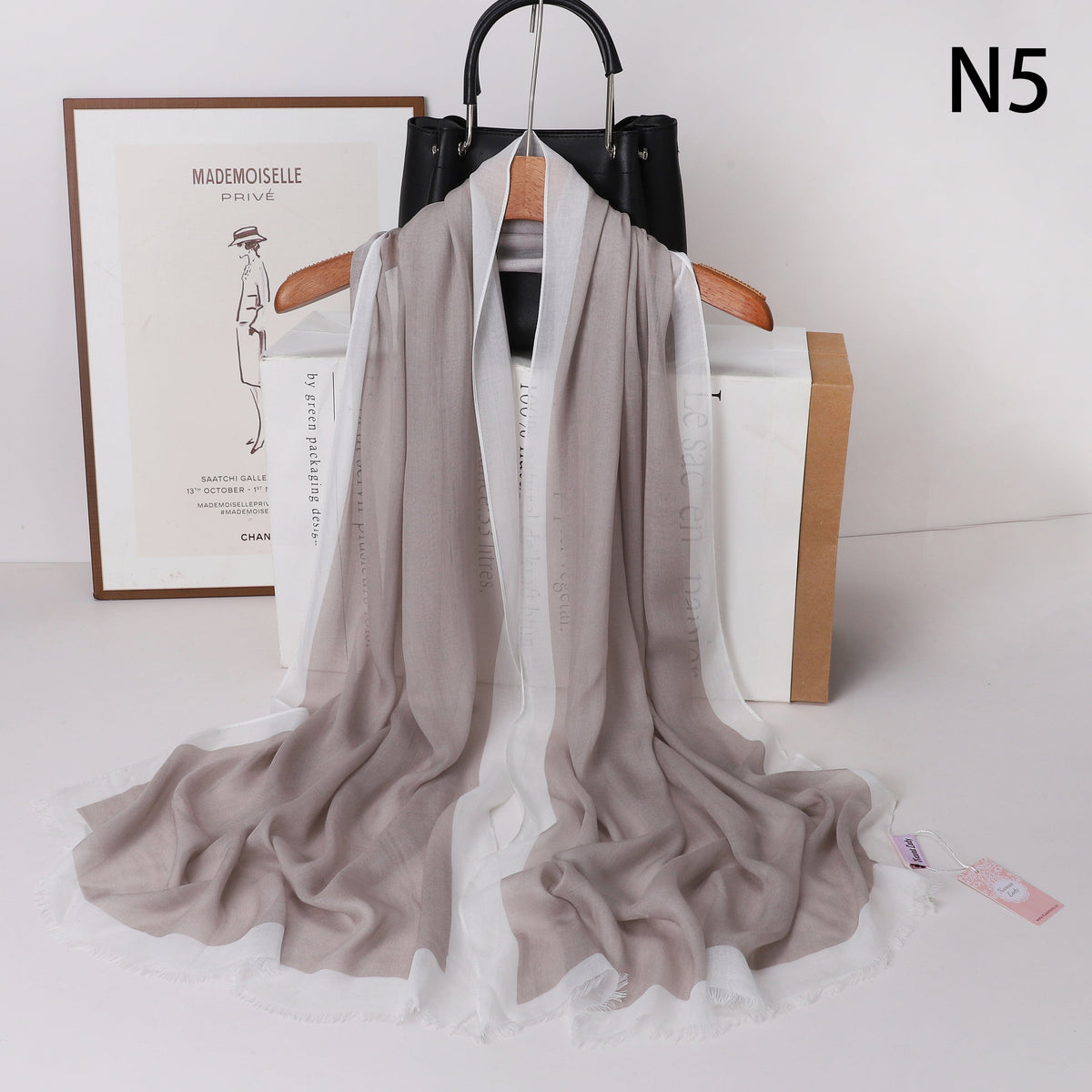 Frame Border Linen Scarf
