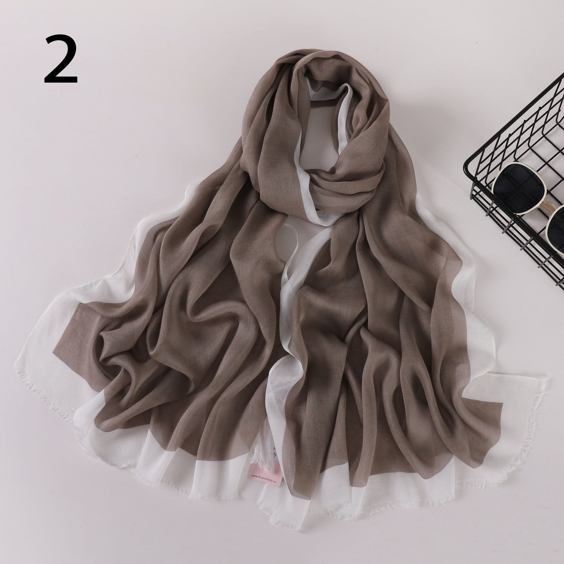 Frame Border Linen Scarf