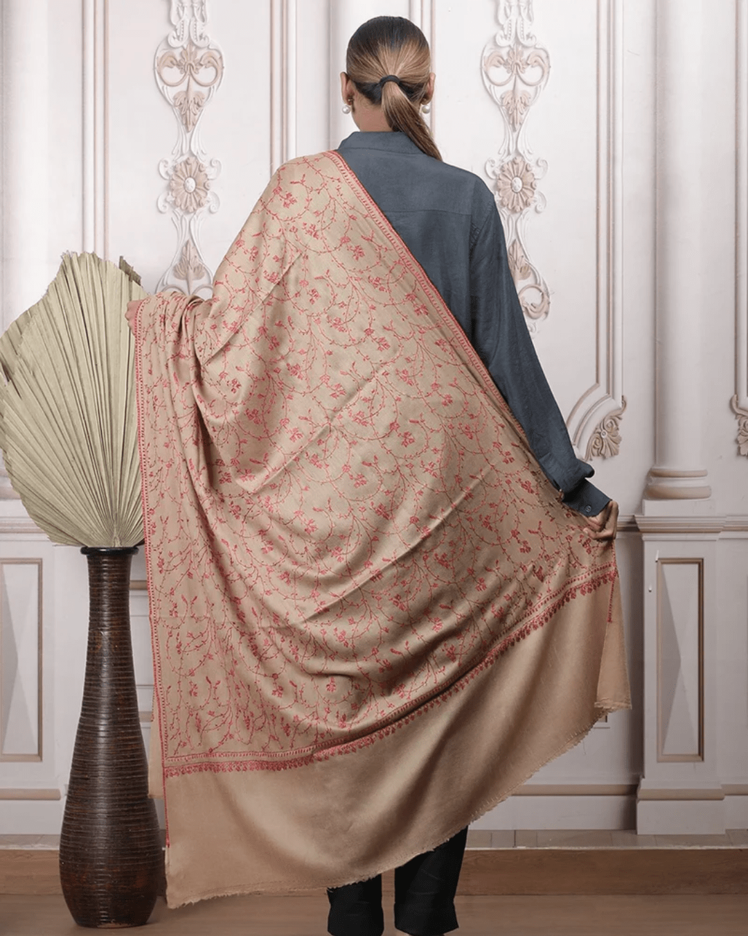 Jaalidar Shawl