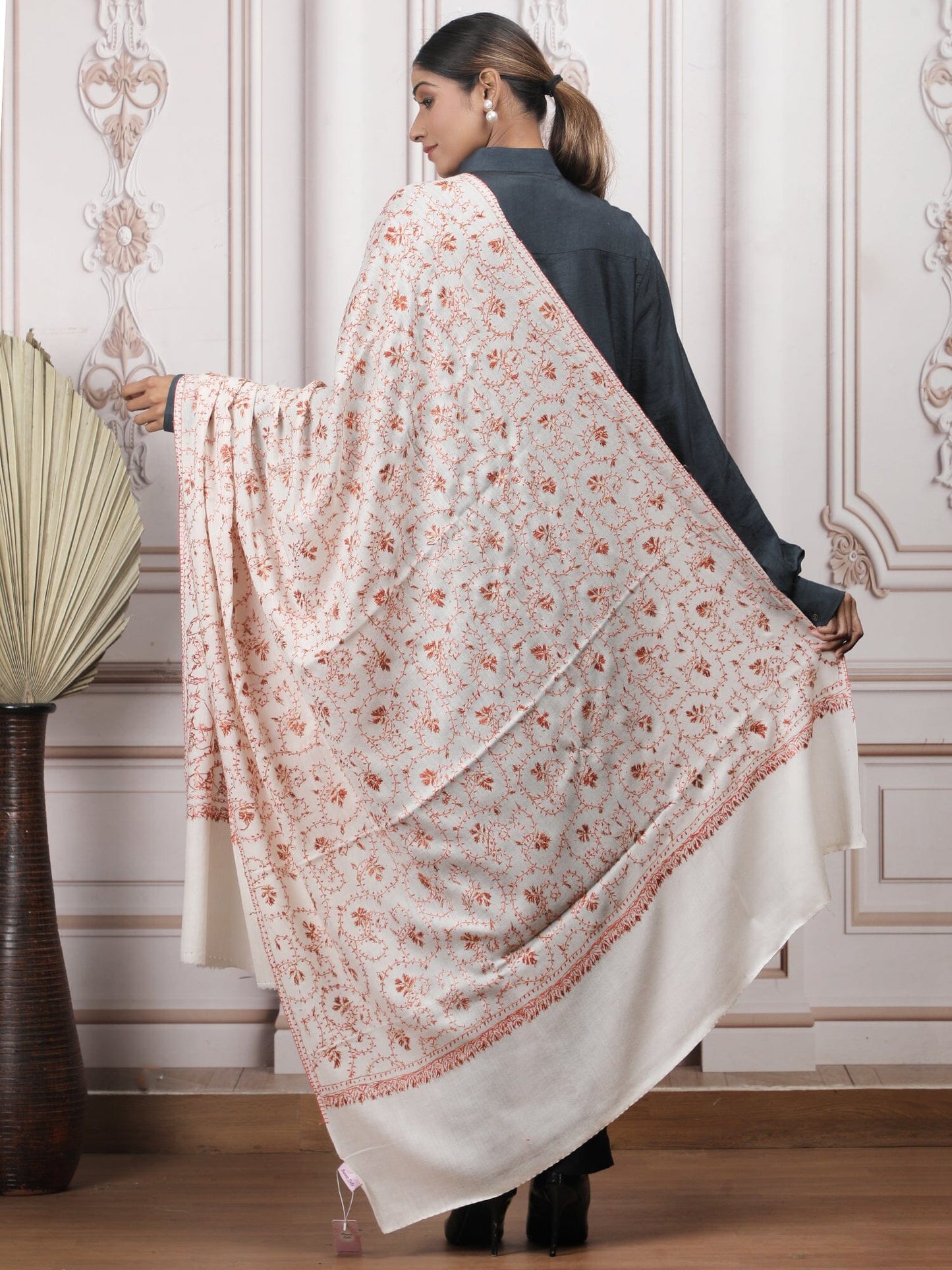 Jaalidar Shawl