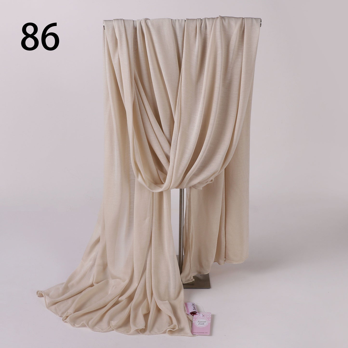 Kleenex Elegant Scarf