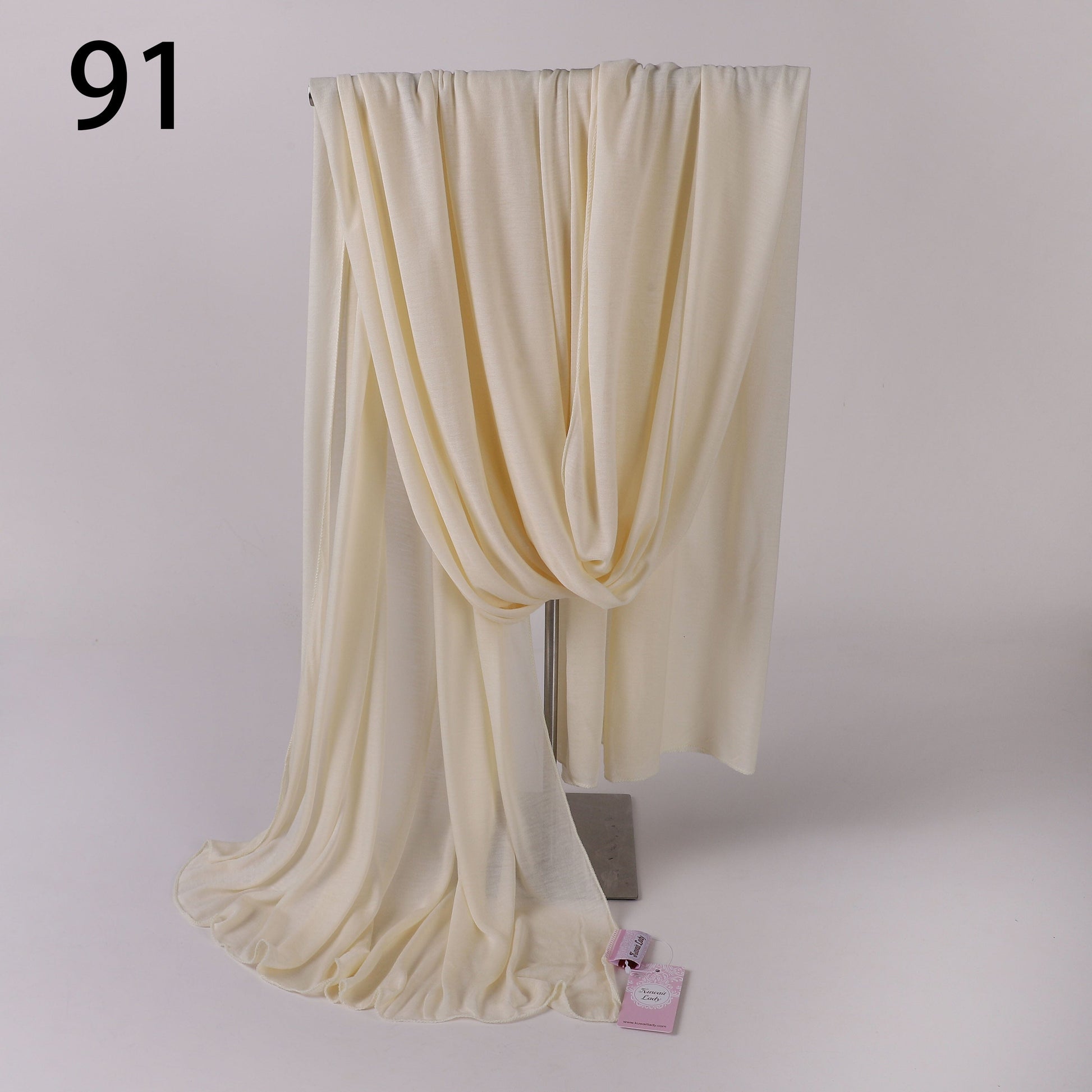 Kleenex Elegant Scarf