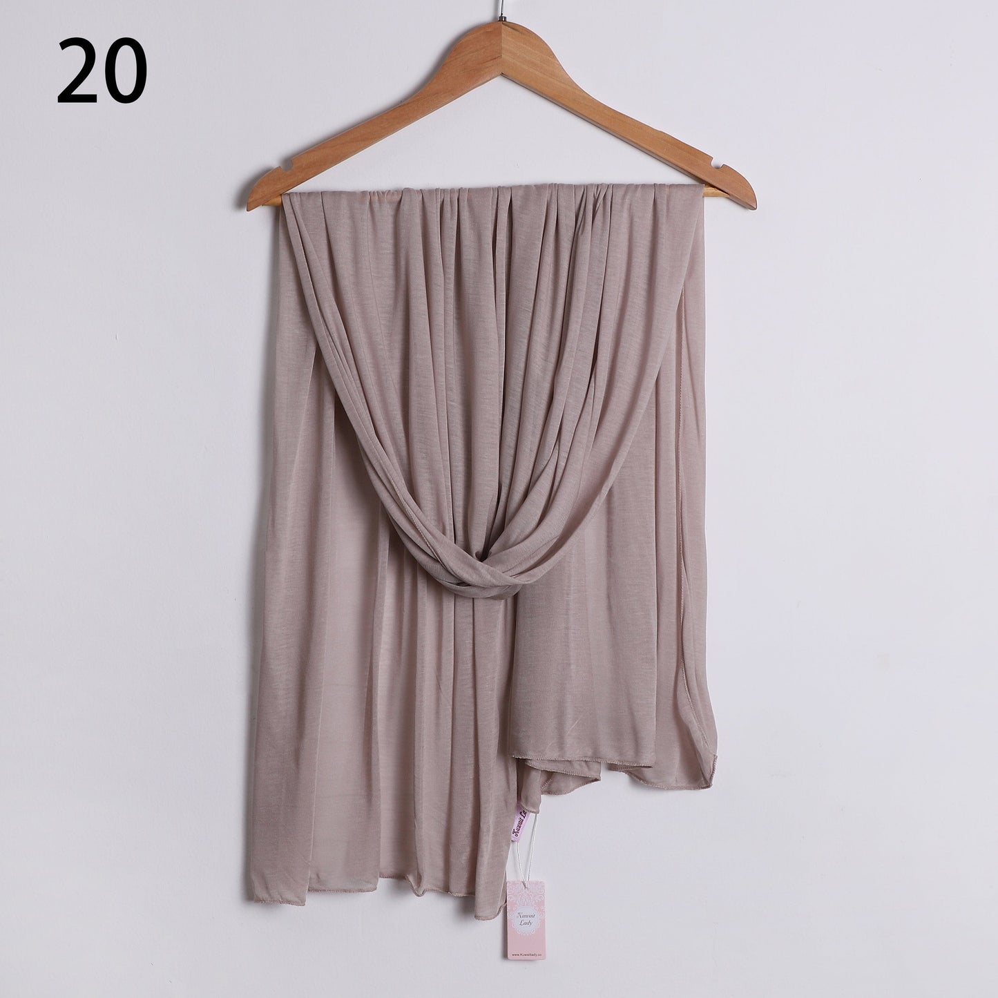 Kleenex Elegant Scarf