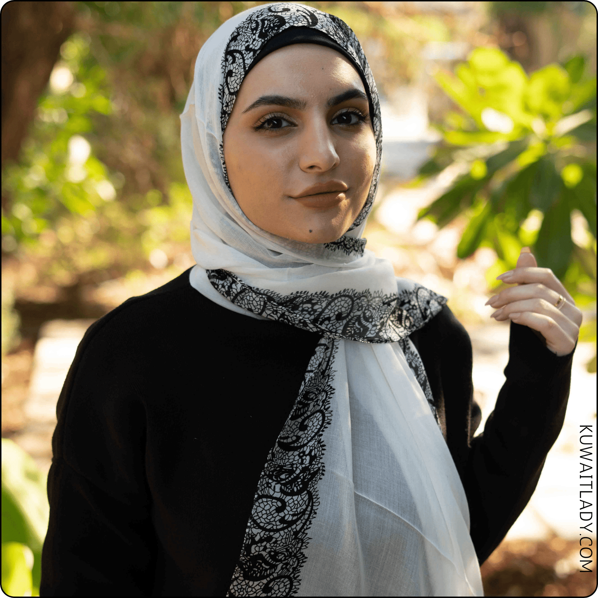 Linen Elite Border Scarf