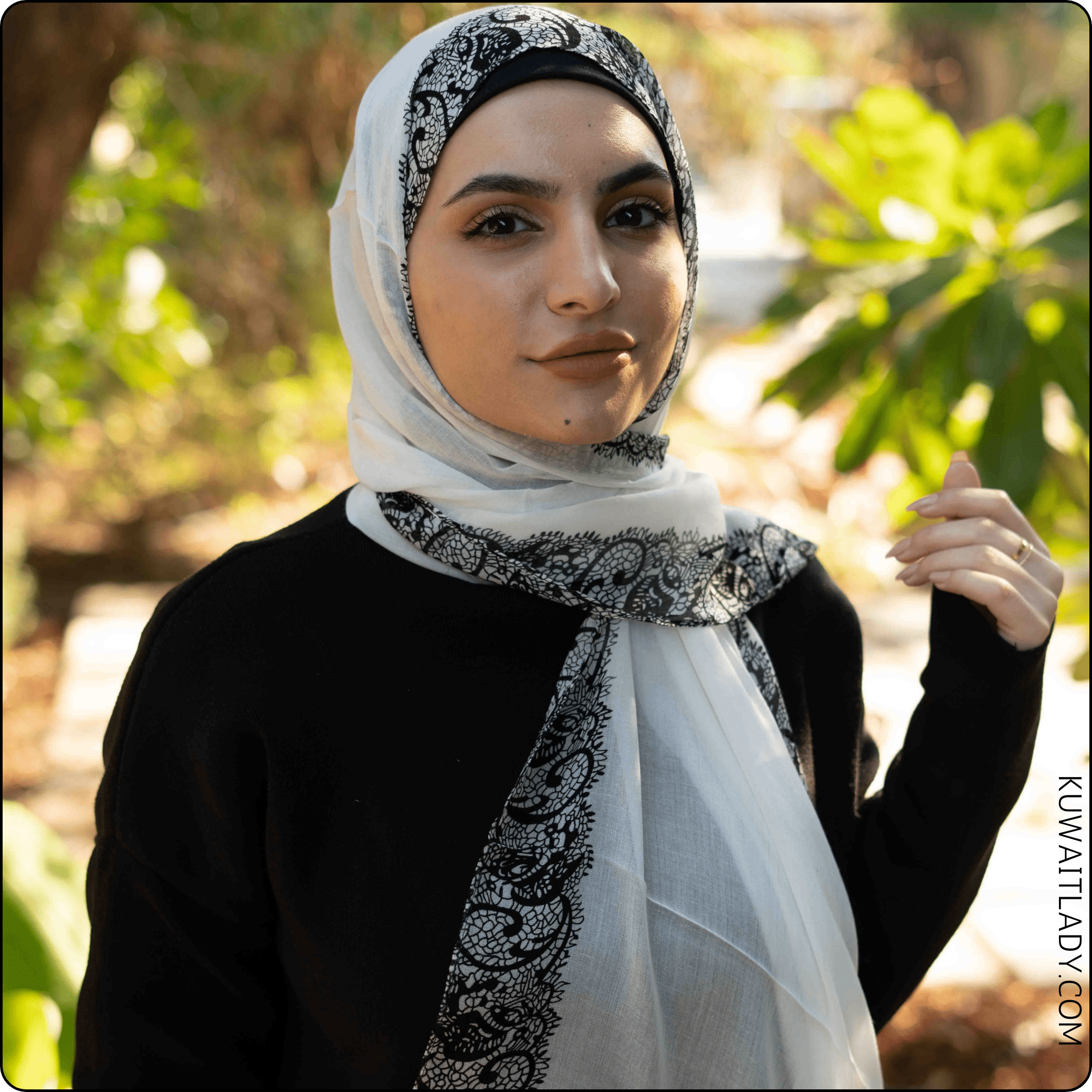 Linen Elite Border Scarf