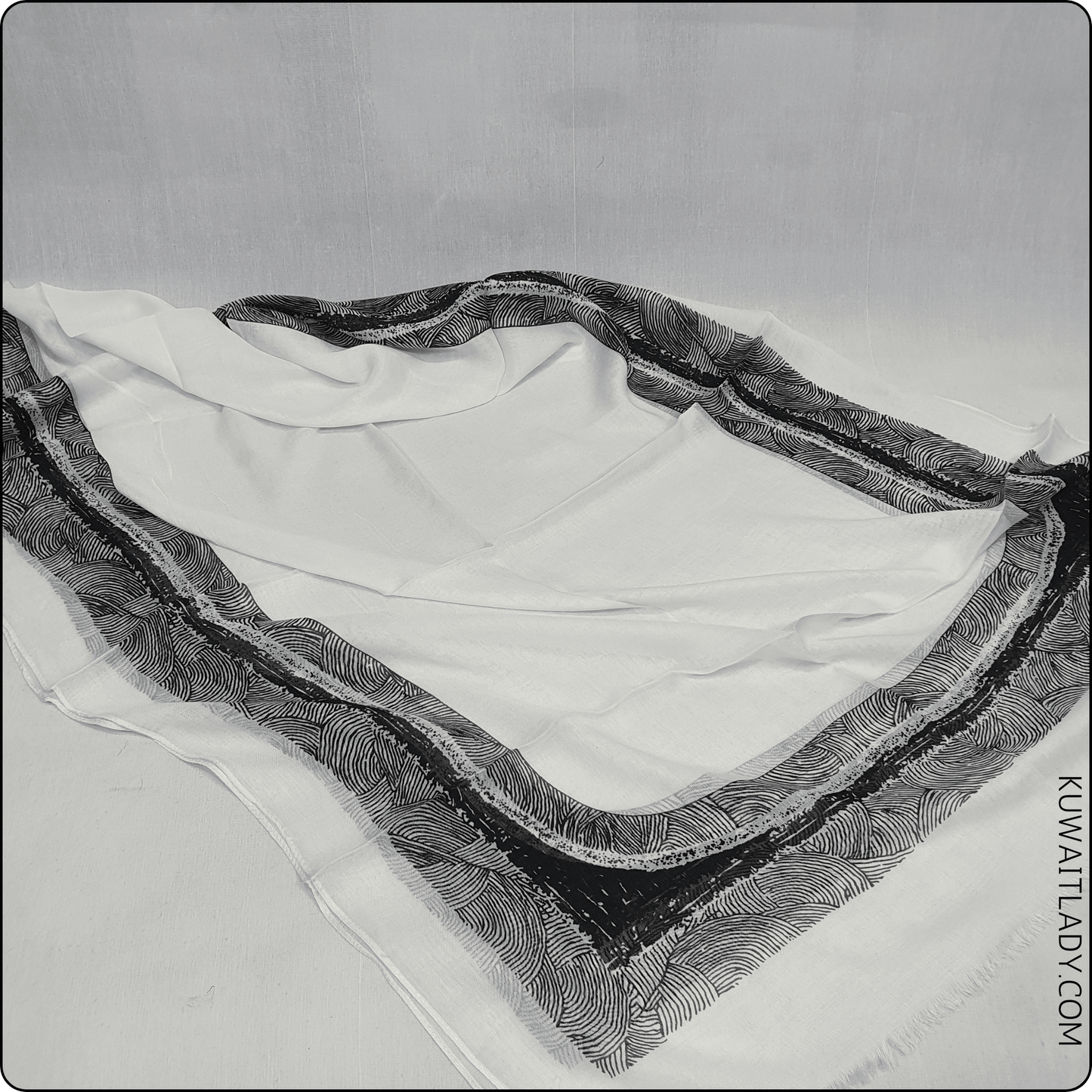 Linen Sajadah Print Scarf