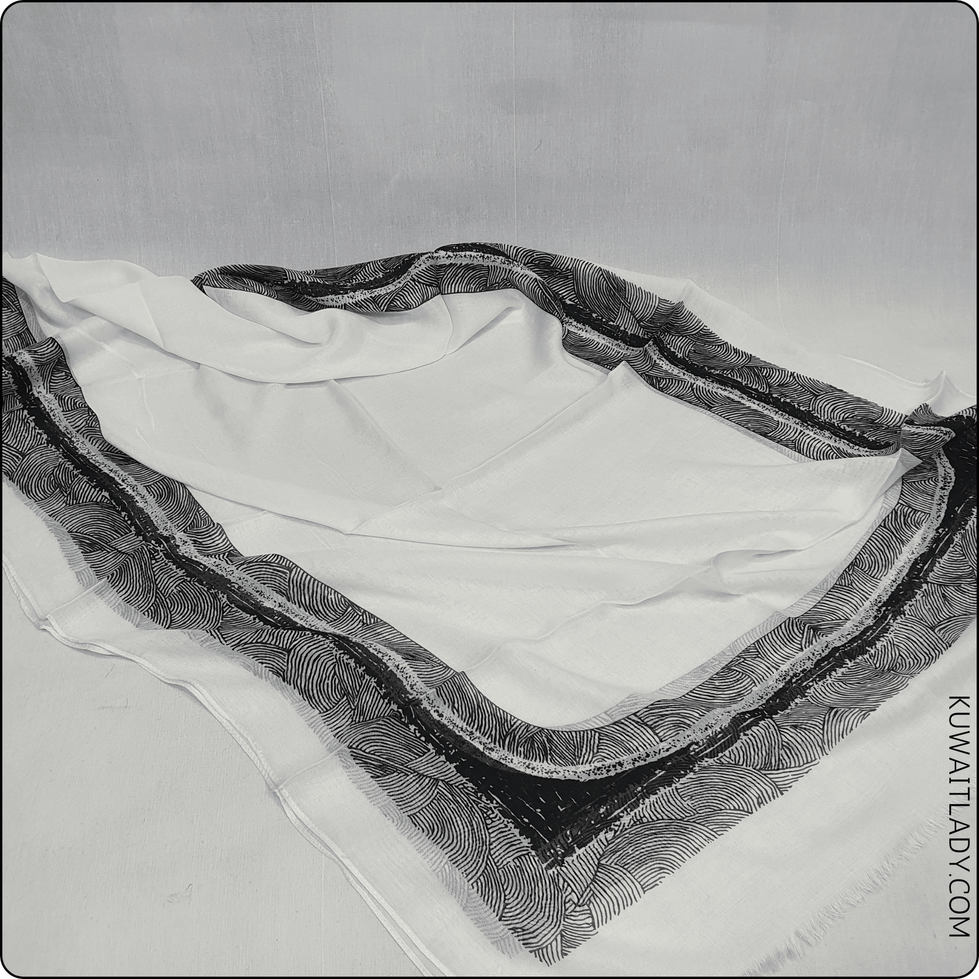 Linen Sajadah Print Scarf