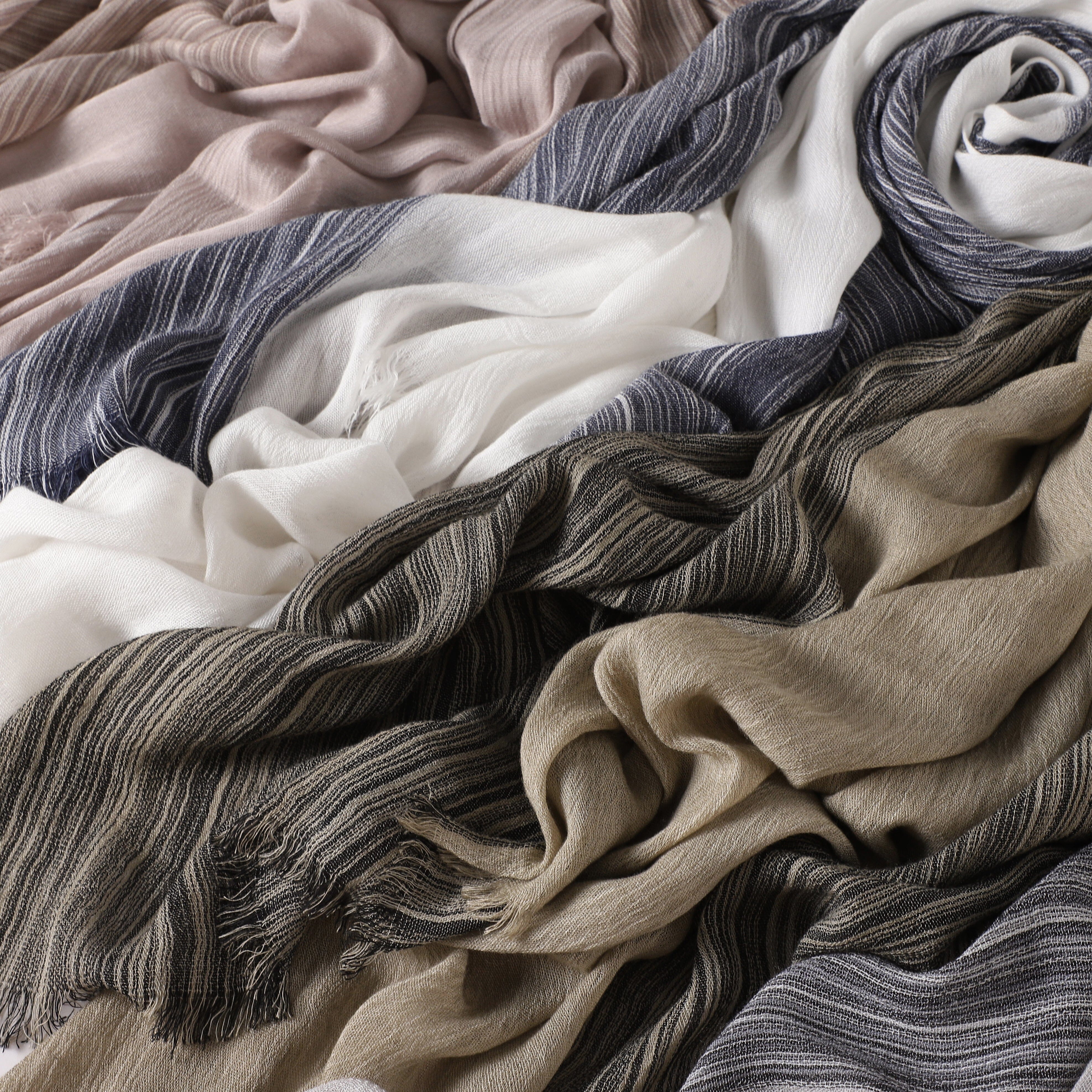 Mukhattat Thailandy Scarf