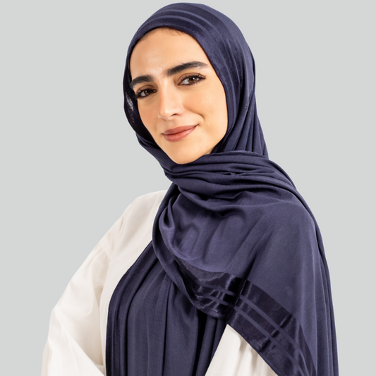 وشاح من مزيج القطن والساتان