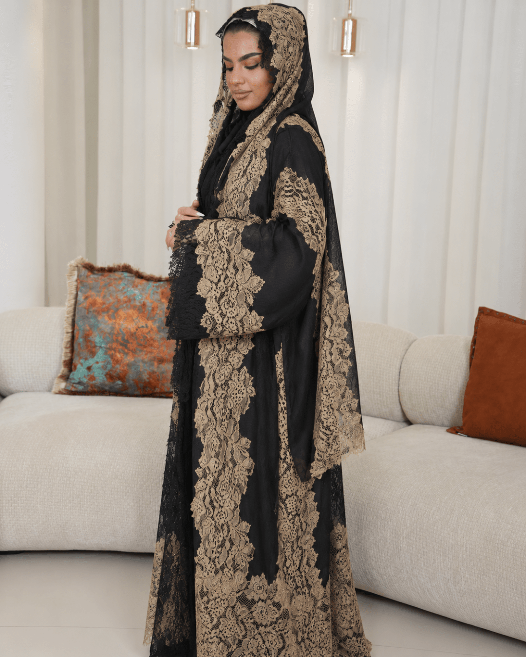 Premium Bisht Wool-Lace Black Beige