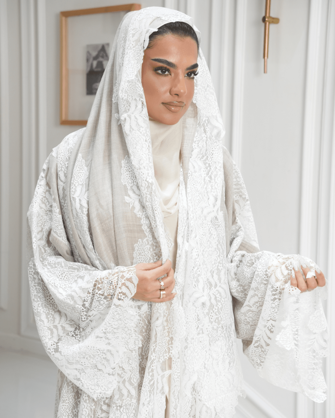 Premium Pashmina Wool-Lace Light Beige Bisht