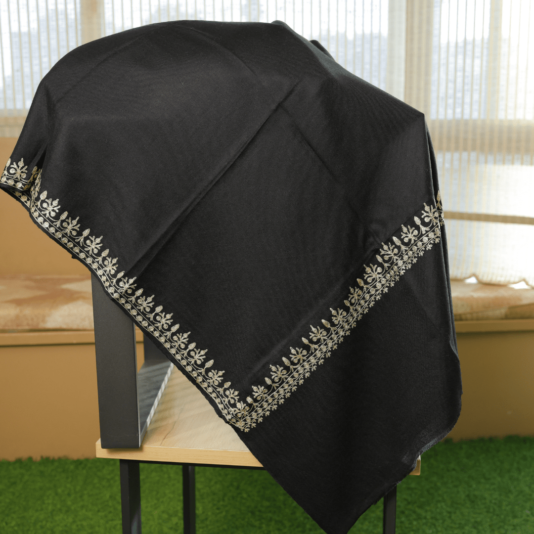 Soft Motif Design Shawl