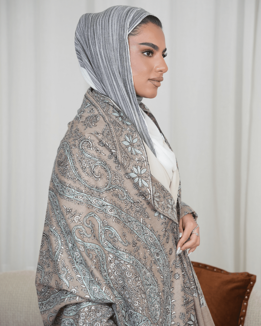 Taj-e-Kashmir Premium Pashmina Shawl