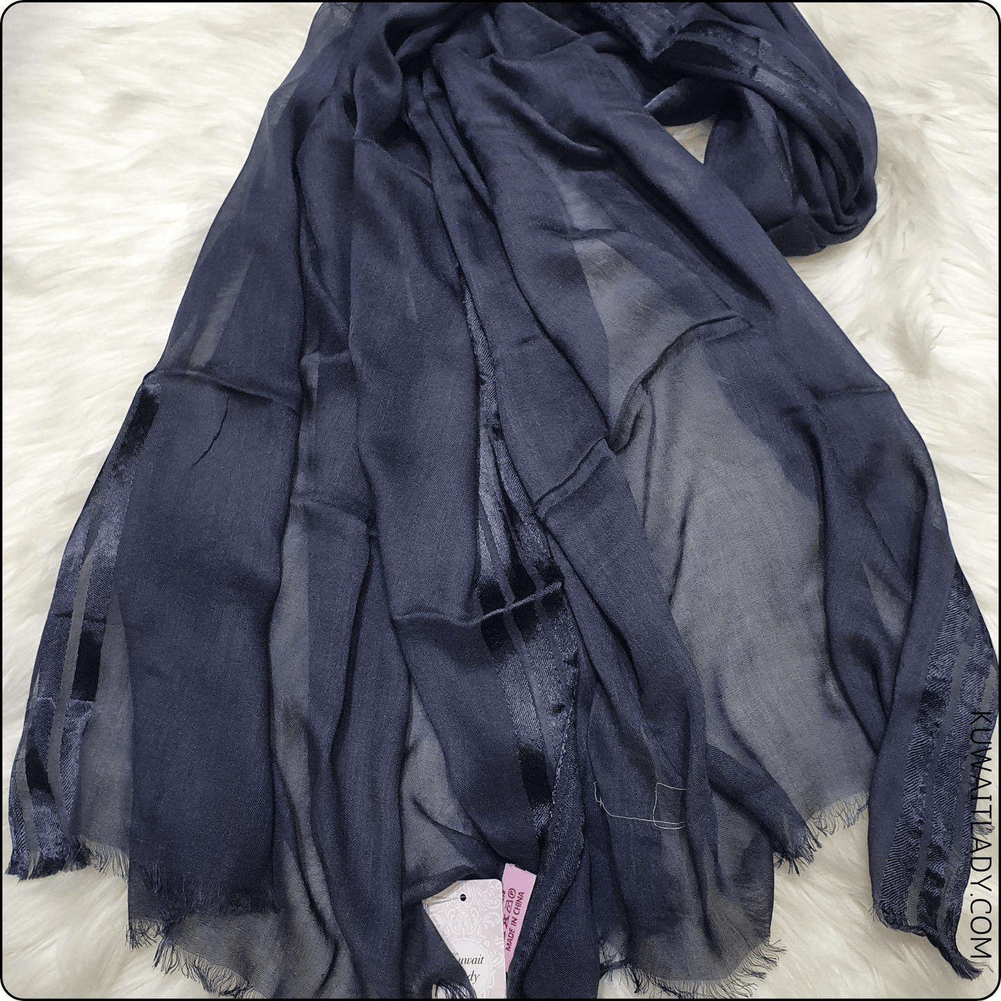 Three Satin Lines Linen Scarf